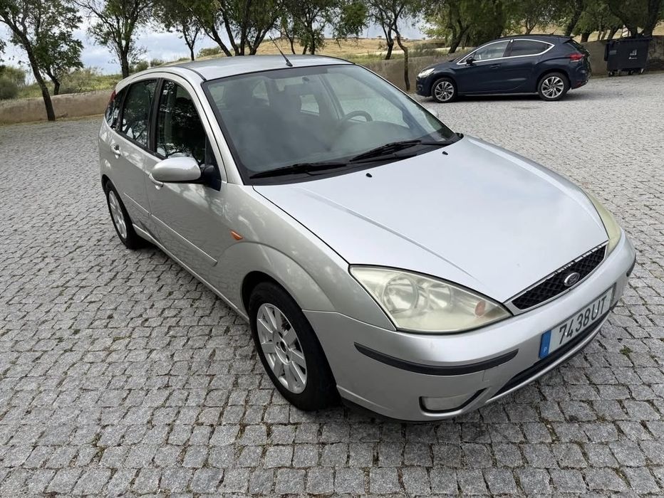 Ford  Focus  2003