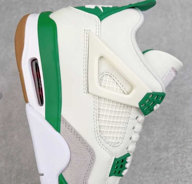 Nike SB x Air Jordan 4 Pine Green 39