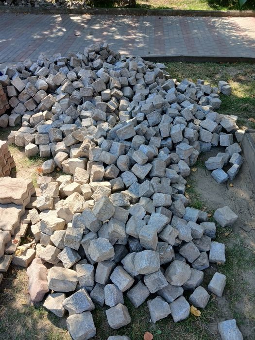 Kostka granitowa