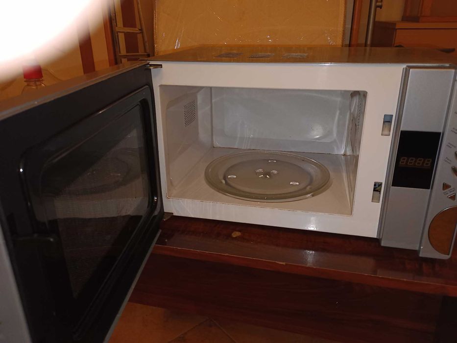 Micro ondas-Grelhador 800w