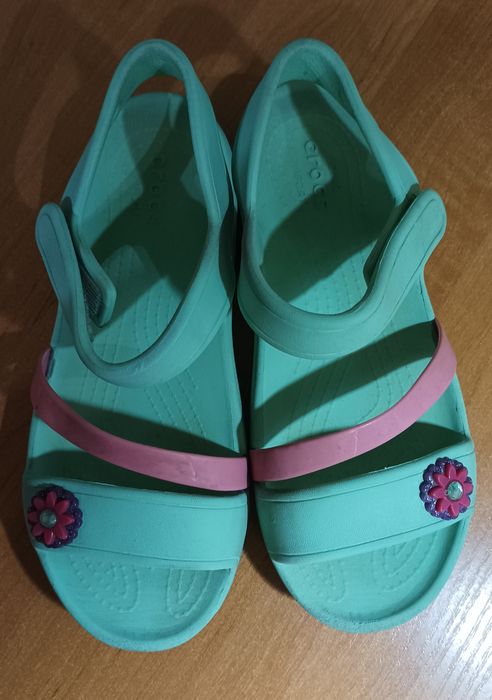 Босоніжки Crocs J3