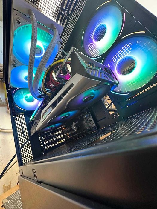 Komputer do gier gamingowy Radeon RX6900XT SE OC Gaming ARGB 16GB