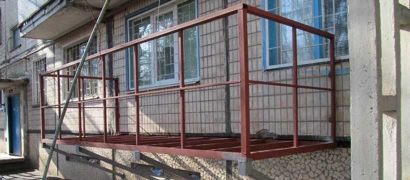 Застеклить балкон в Днепре. Є відновлення!