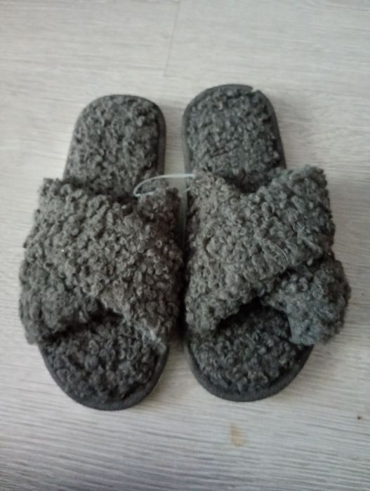 Ciepłe szare buty baranki rozmiar 39