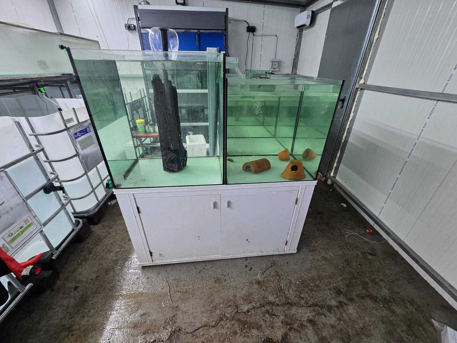 Aquários de cascata