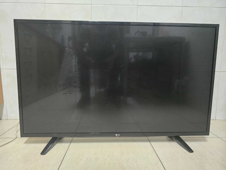 TV LG 43UH620V – Ver Detalhe