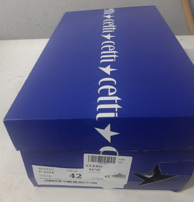 CETTI Sapatos novos tam.42