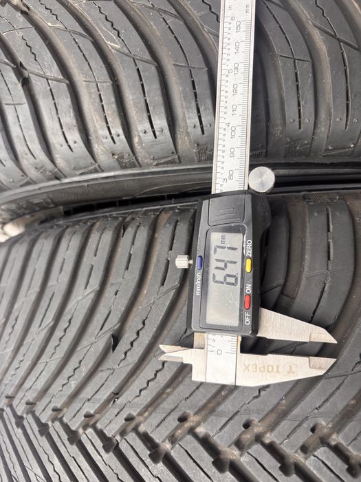 Opony Wielosezonowe Maxxis 235/55/17