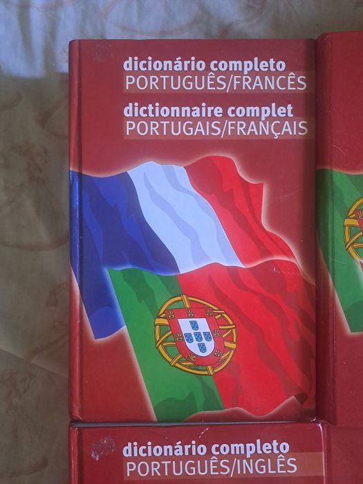 Dicionários completos