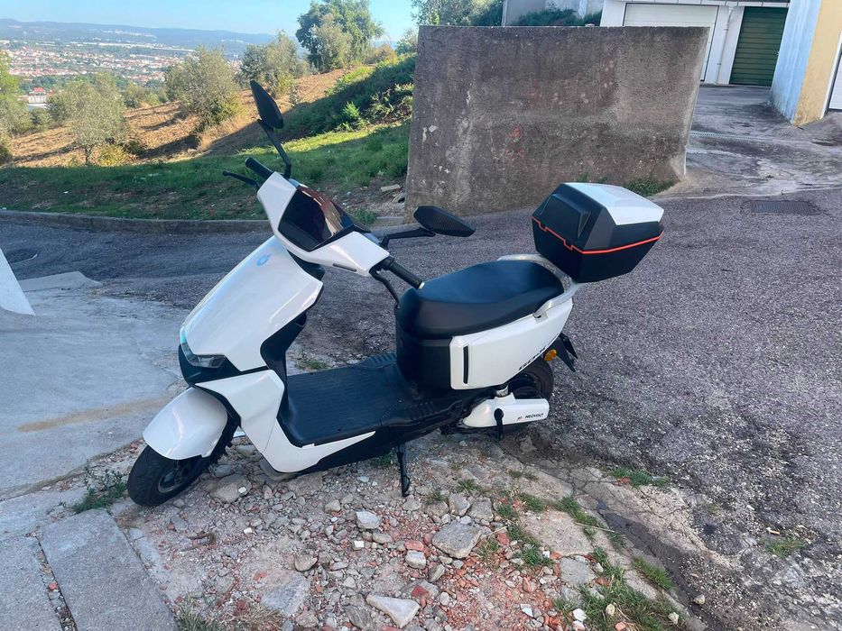 Mota - Scooter Elétrica sem carta