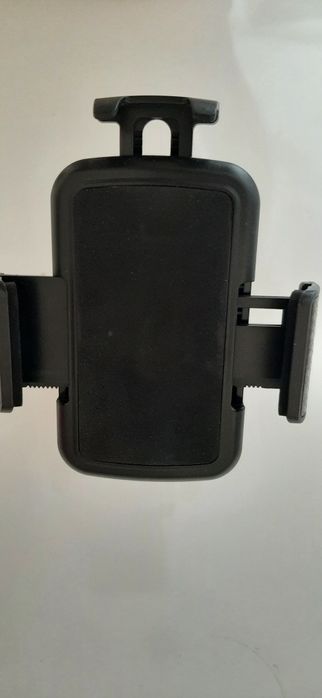 Uchwyt samochodowy na telefon
