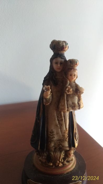 Estátua nossa senhora dos milagres