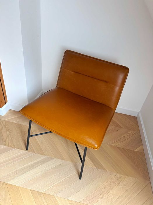 Fotel brązowy skórzany w stylu Mid-Century