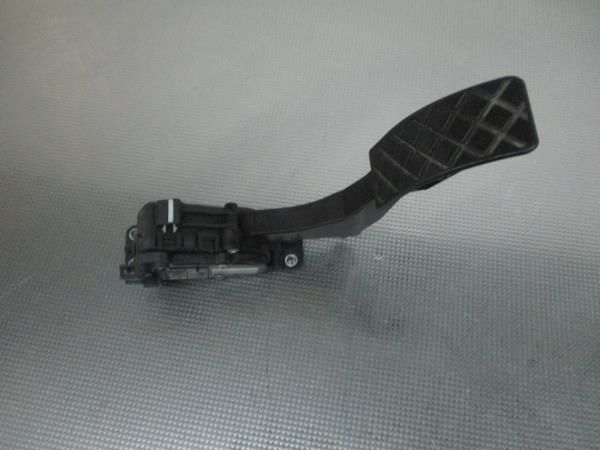 Pedal do acelerador VOLKSWAGEN Golf IV (1J1)