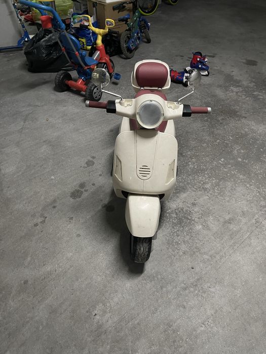 Scooter piaggio a bateria