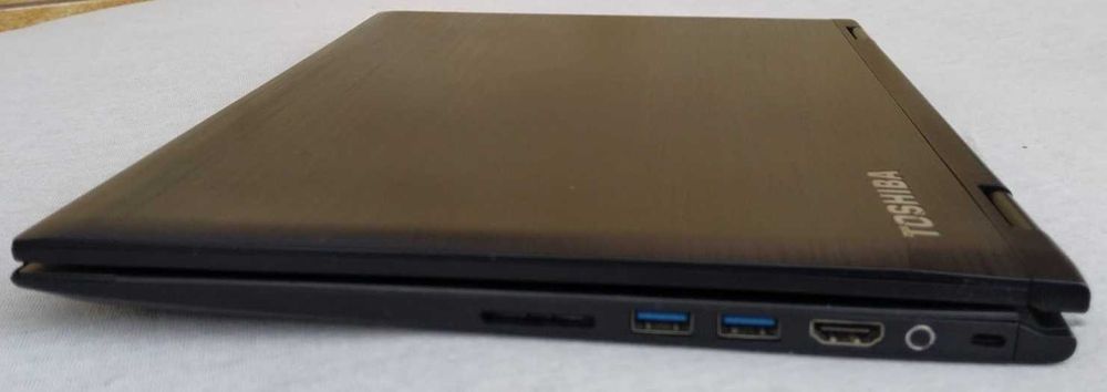 Toshiba Satellite Radius 14 L40w-c 14"/i5-6200U/SSD256GB/8GBRAM/ HD520