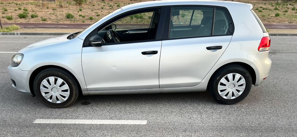 Vw Golf 1.6 Ano 2010 a diesel