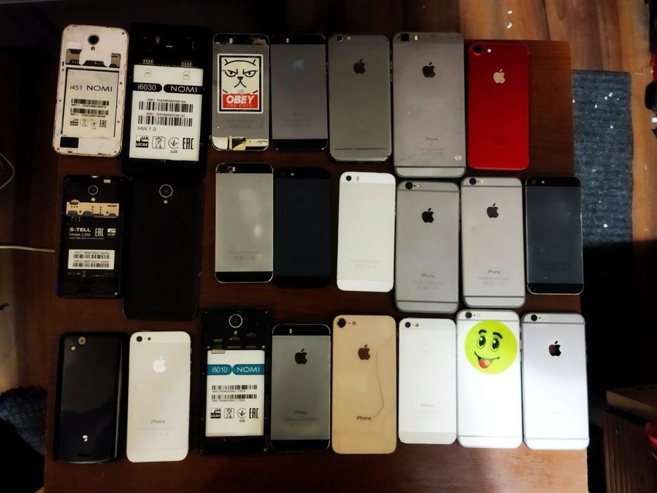 Продам 50 телефонів одним лотом