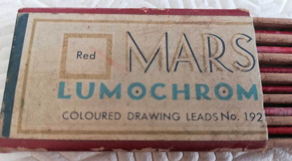 Minas "STAEDTLER", cor red, 2 mm