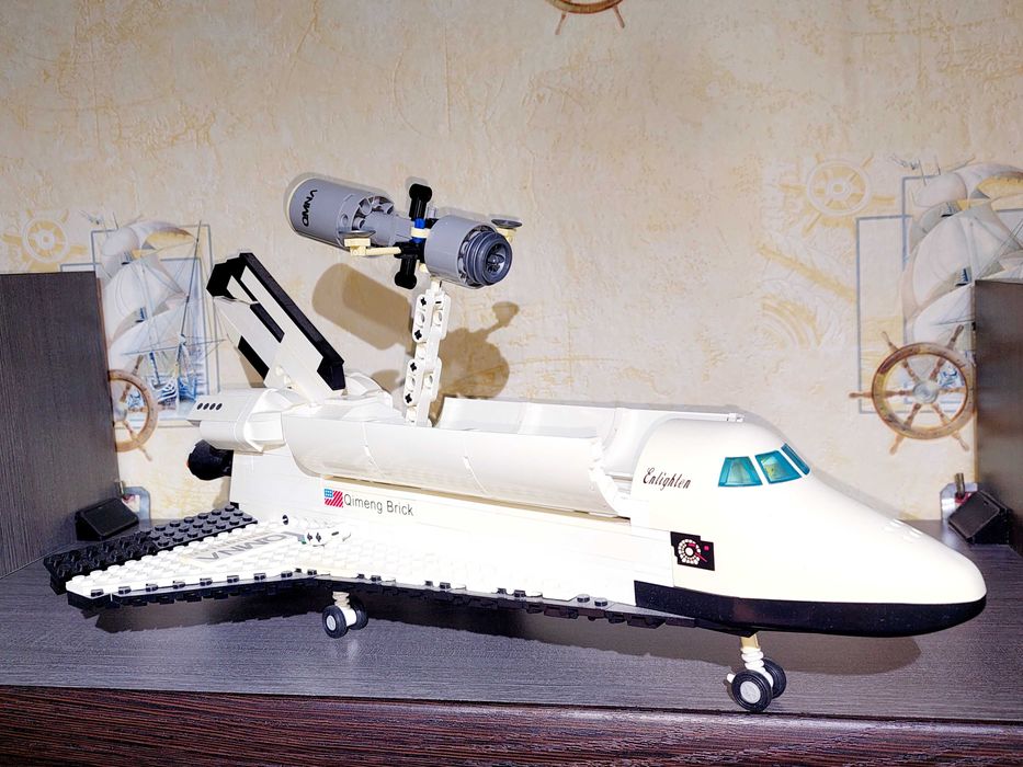 Конструктор космічний шатл 593 деталі