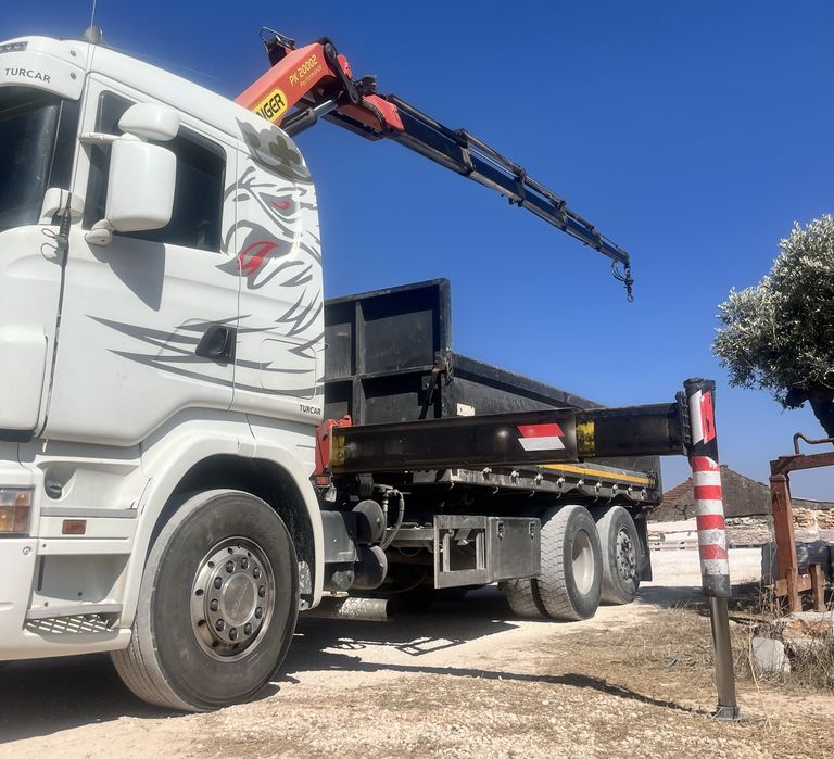 "SERVIÇOS PRESTADOS CAMIÃO GRUA"