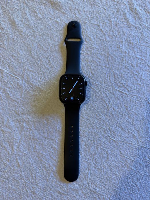 APPLE Watch Series 10 GPS 46 mm Alumínio Preto Brilhante com Bracelete Desportiva Preto