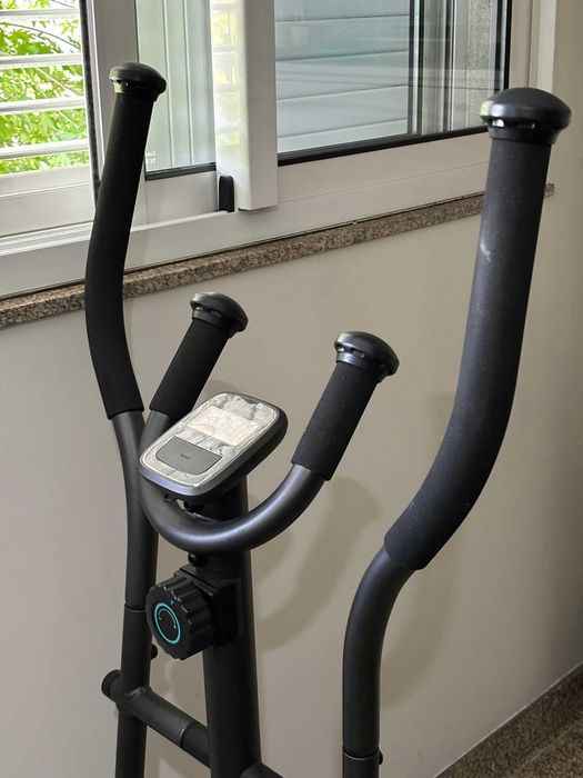 Bicicleta elitica Domyos