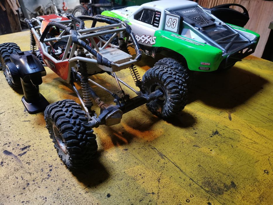 Axial Ryft rbx 10 Crawler traxxas slash vxl 4x4 fms lemur