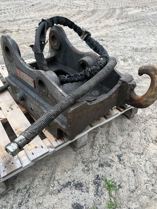 Szbkozłącze hydrauliczne do koparki