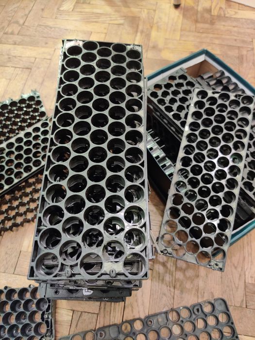 Холдери 32шт на 18650