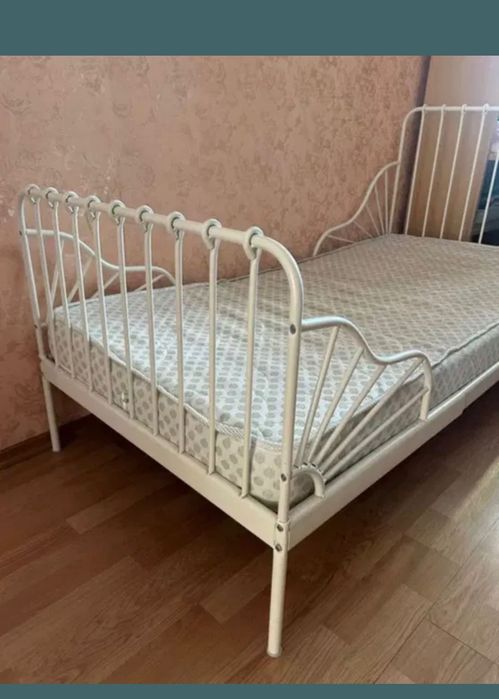 Металеве ліжко ikea  біле СРОЧНО