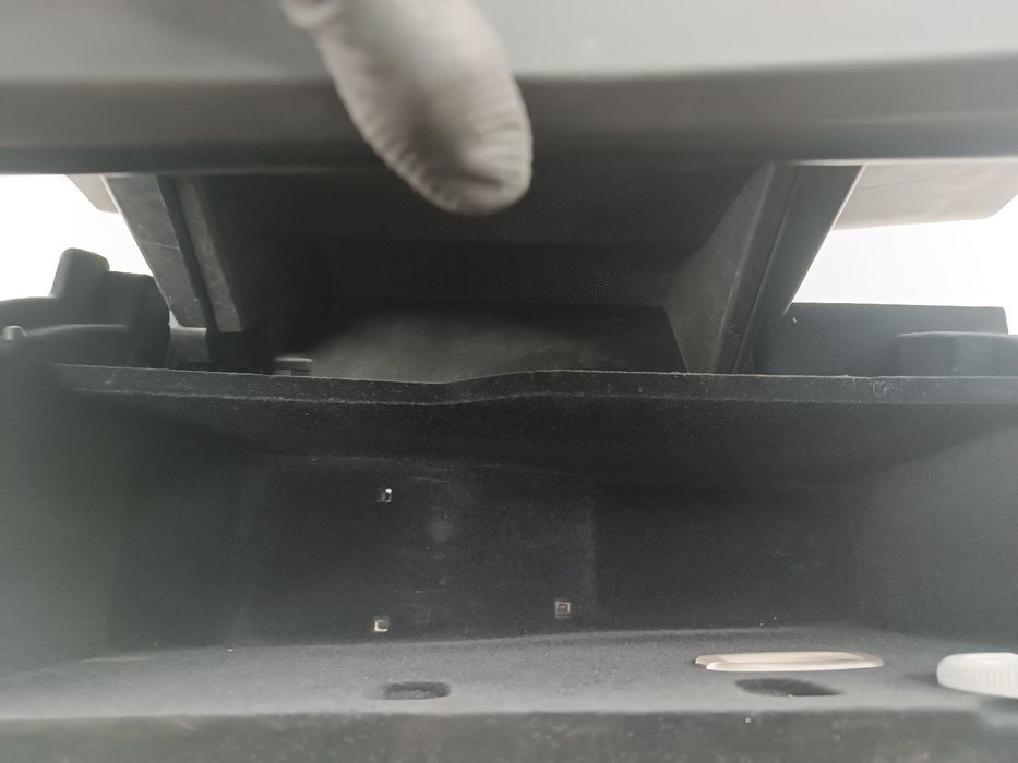 Porta luvas - mercedes-benz c-class (w204) | 07 - 15