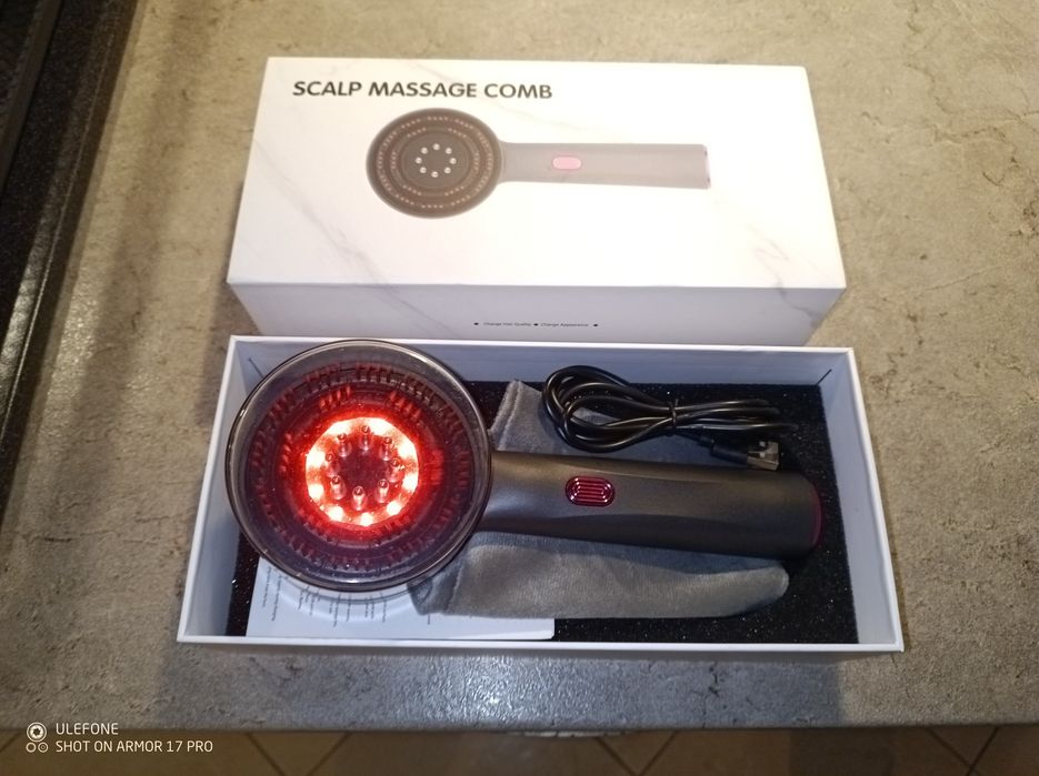 Masażer do skóry głowy.