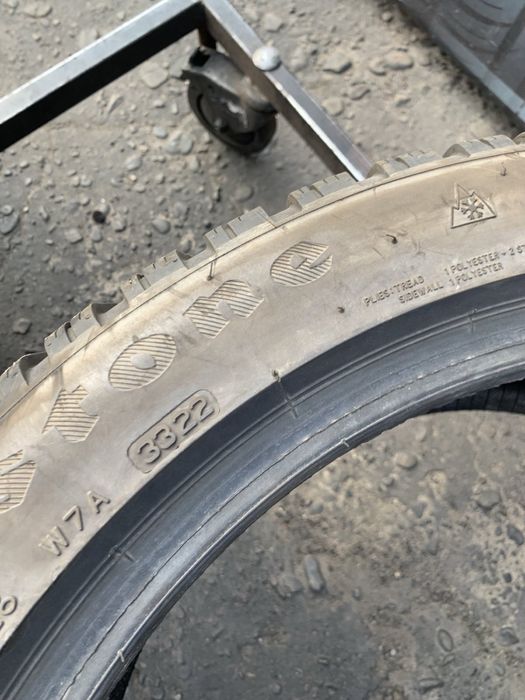 Шини  235/45 R19 Firestone 2022/24 рік 6,8/7,5 мм