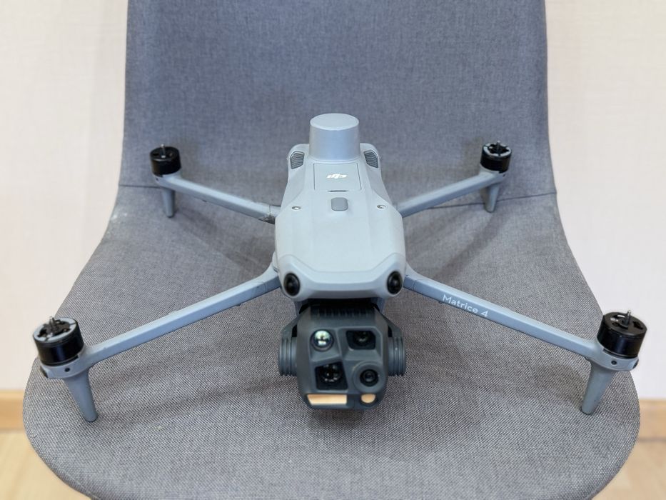 Matrice 4t без аккаунту в чудовому стані