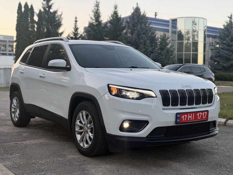 Продам Jeep Cherokee