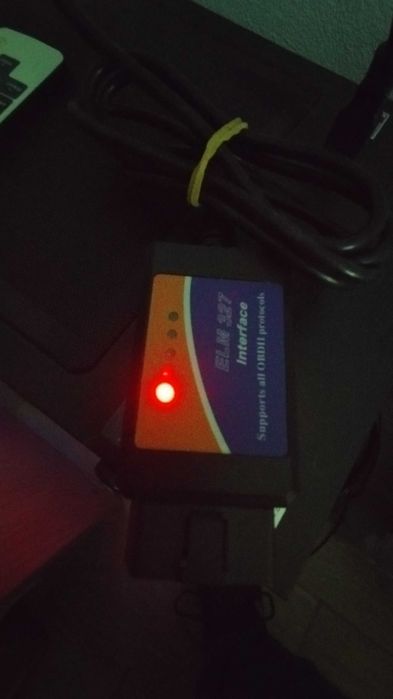 OBD2 leitor usb + cd com programas para pc e smartphone