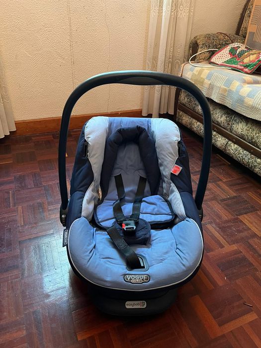 Cadeira auto (ovo) Bébécar para bebé