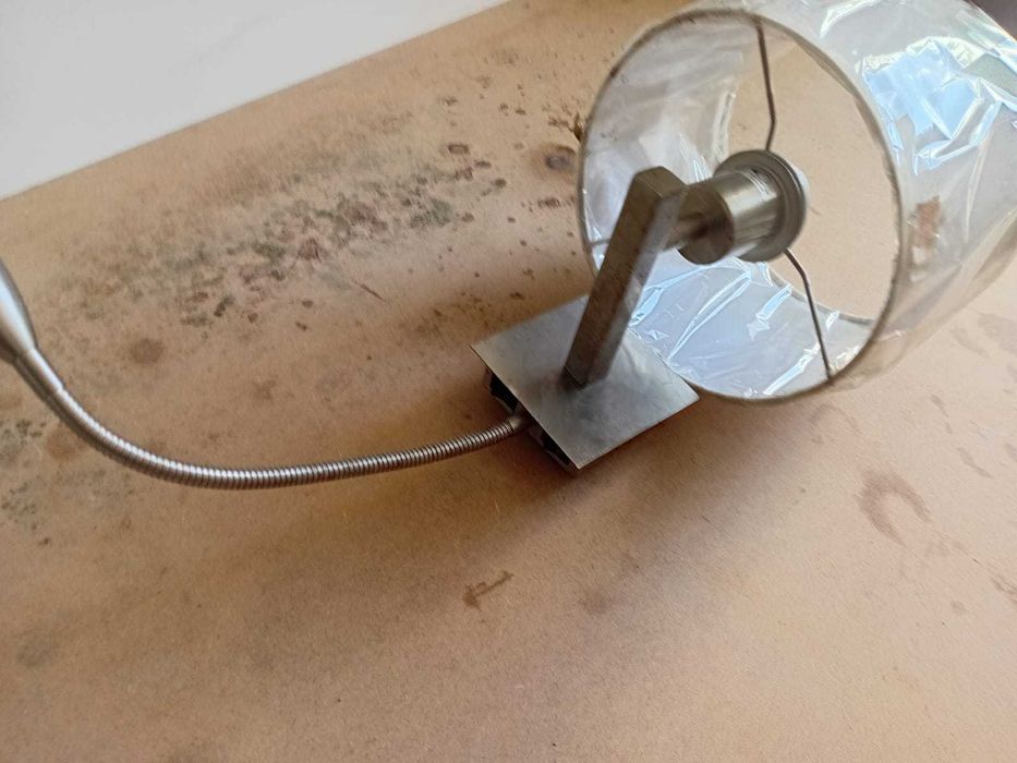 1 aplique de parede mais lâmpada LED