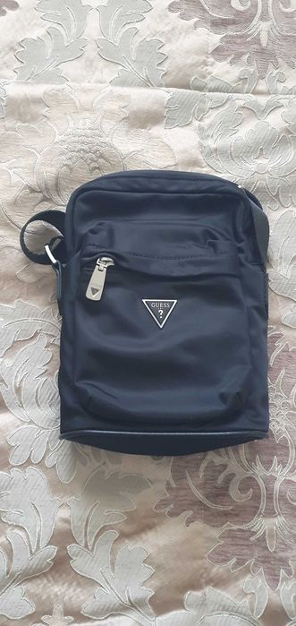 Bolsa Guess nova