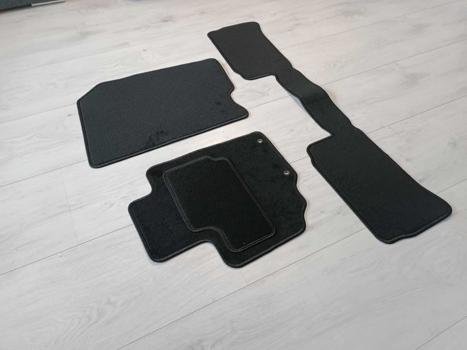 Dywaniki Welurowe Suzuki  Vitara Rocznik 15- Dopasowane