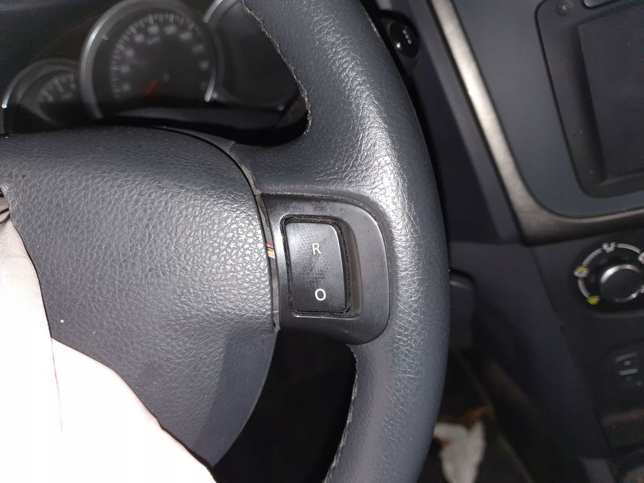 kierownica multifunkcja dacia logan sandero sandero ii stepway 12-16
