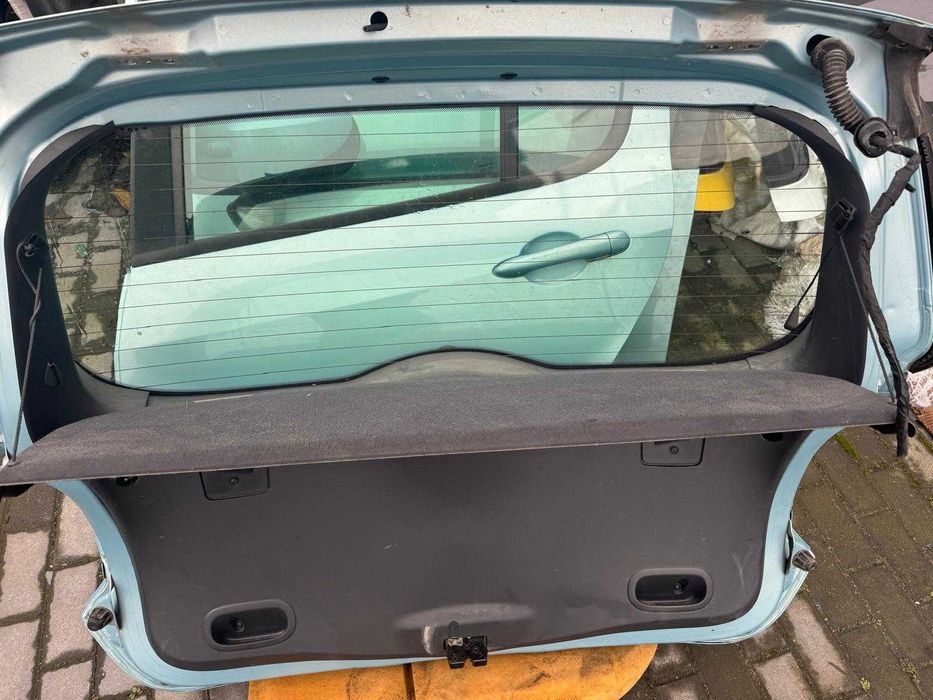 Półka bagażnika Renault Modus Lift z uchwytami