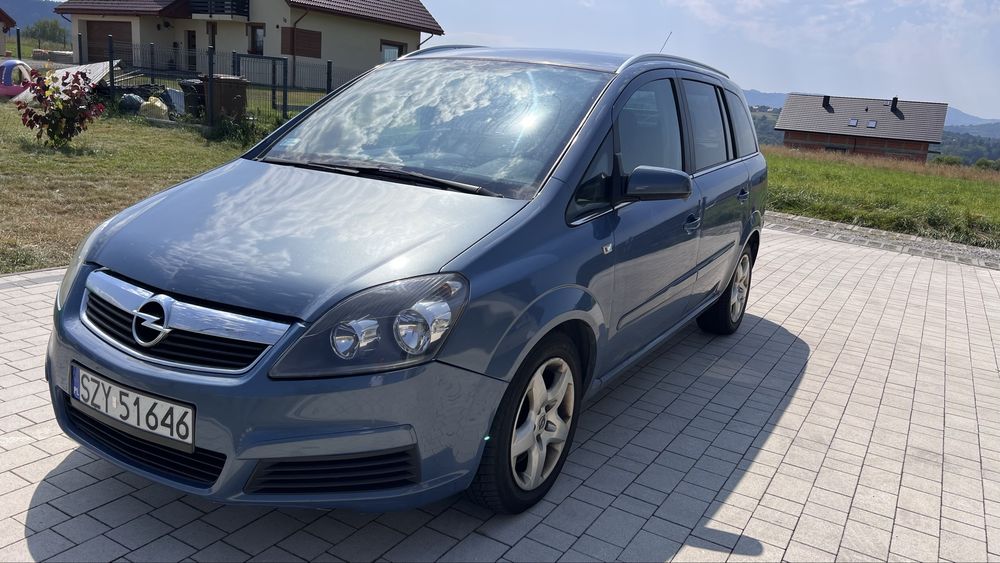Opel Zafira b 1.9 tdi 7os