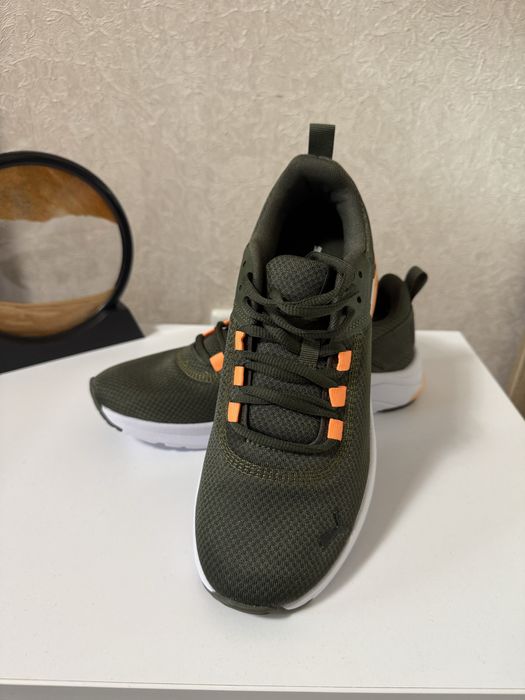 Кроссовки PUMA  новые