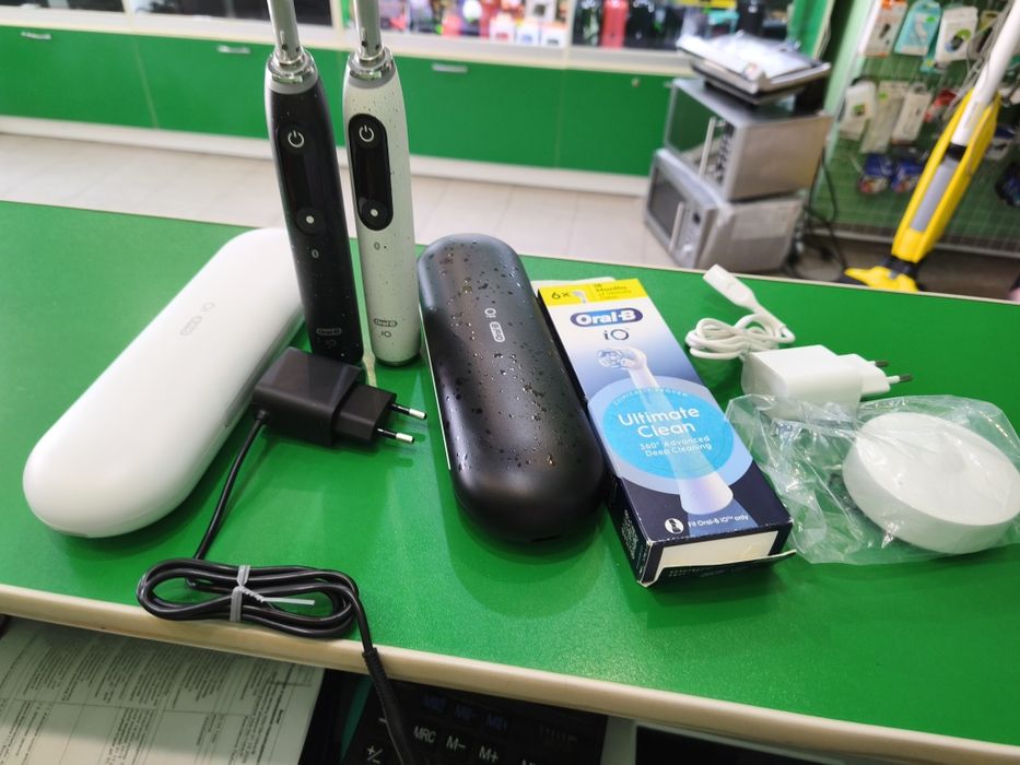 Електрична зубна щітка Oral-b IO 10
