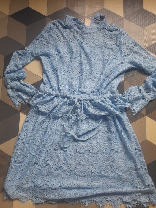 Sukienka koronkowa reserved roz 42/xl