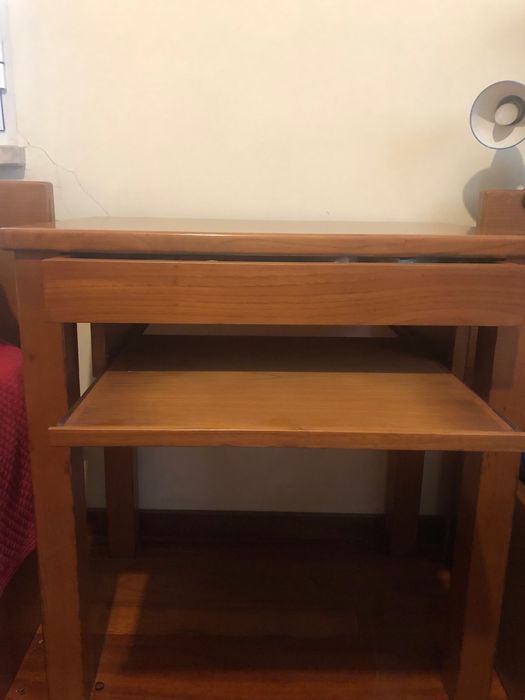 Secretária indvidual, madeira de carvalho