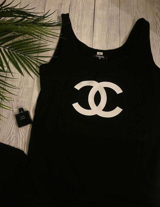 черное длинное платье Chanel