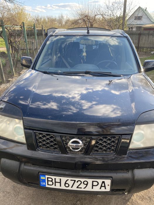 Продам автомобіль нісан X трейл всі питаня за нормером 0994163352 на смс не відповідаю